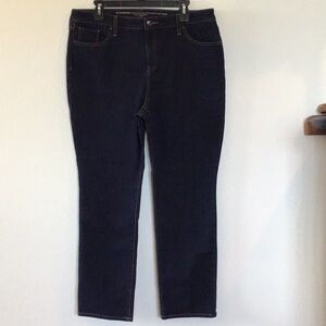Chico’s So Slimming Girlfriend Straight Leg Jean size 2 S